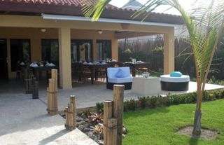 Restaurant-Kukua-Beach-Club-4